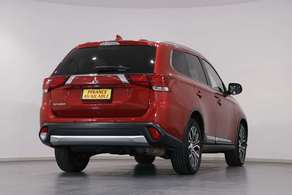 2017 Mitsubishi Outlander LS Safety Pack ZK