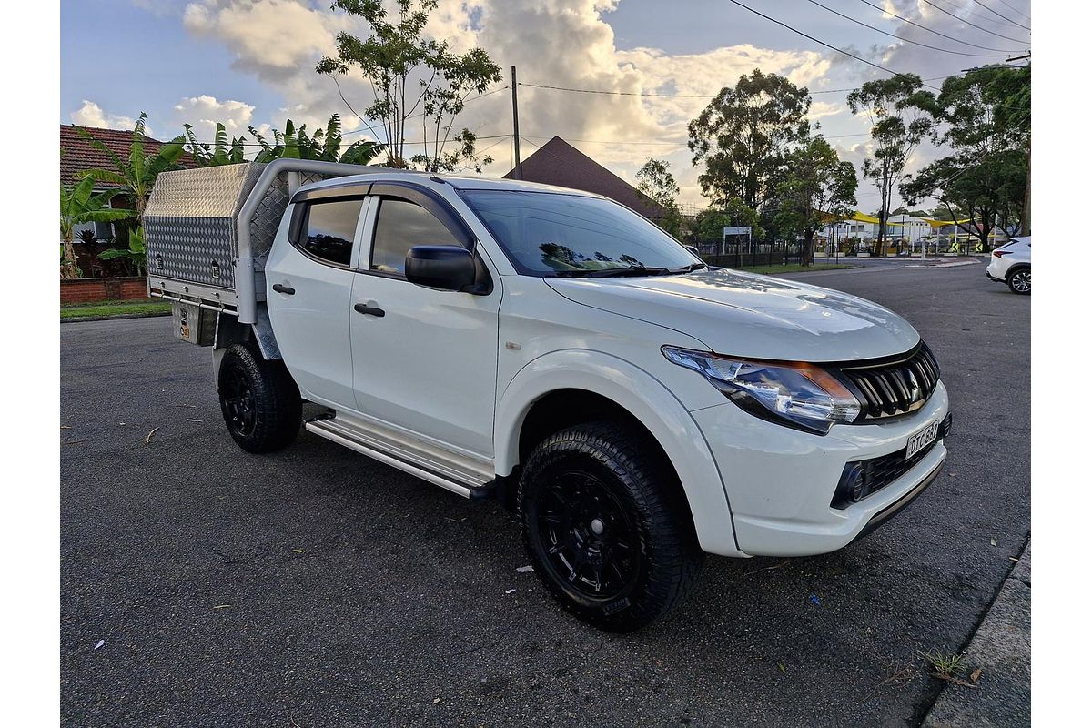 2017 Mitsubishi Triton GLX MQ 4X4