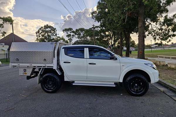 2017 Mitsubishi Triton GLX MQ 4X4