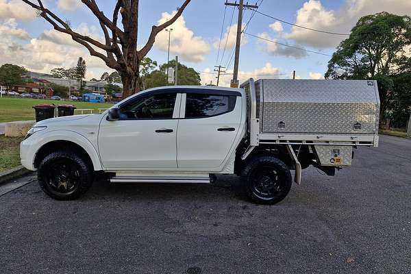 2017 Mitsubishi Triton GLX MQ 4X4