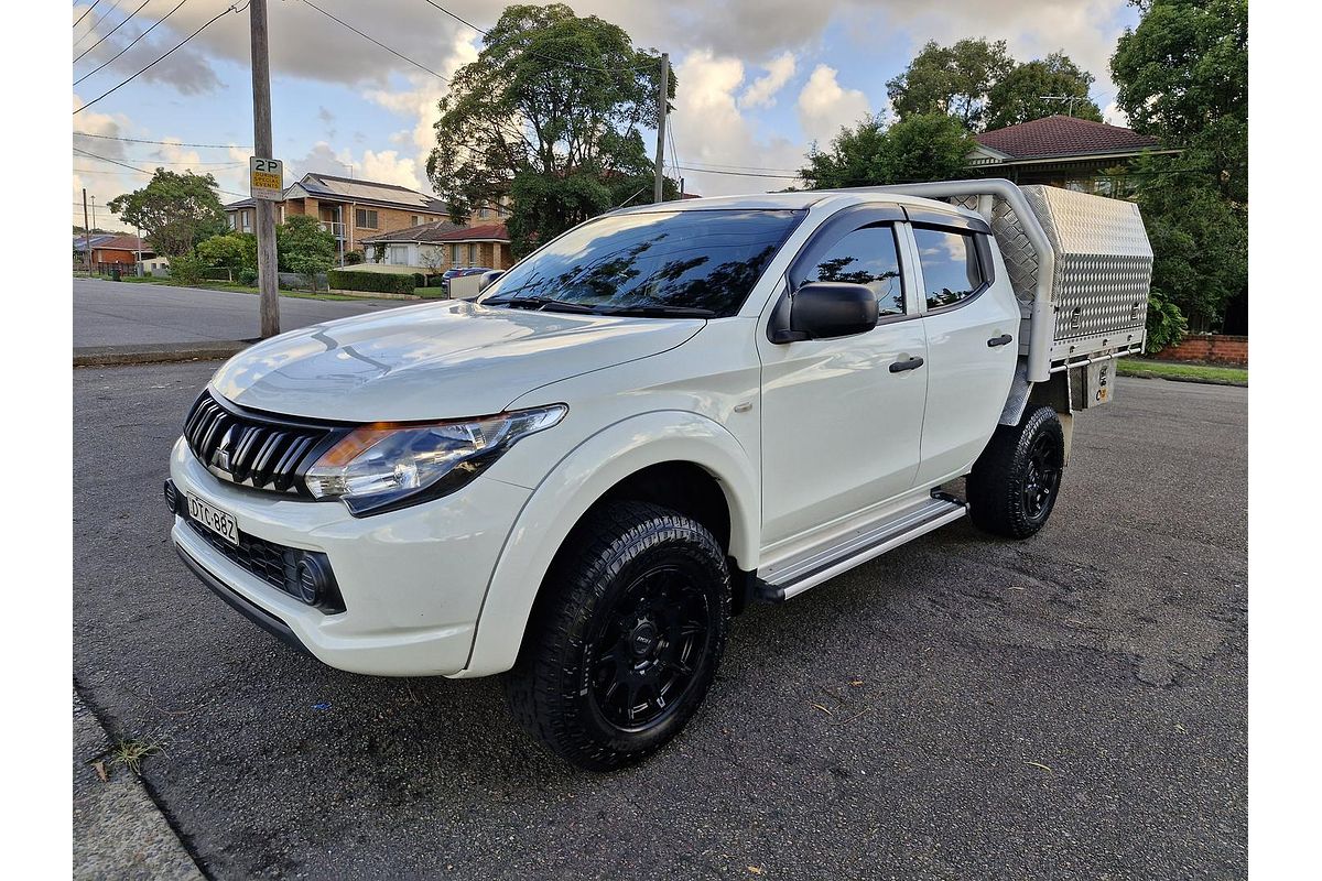 2017 Mitsubishi Triton GLX MQ 4X4