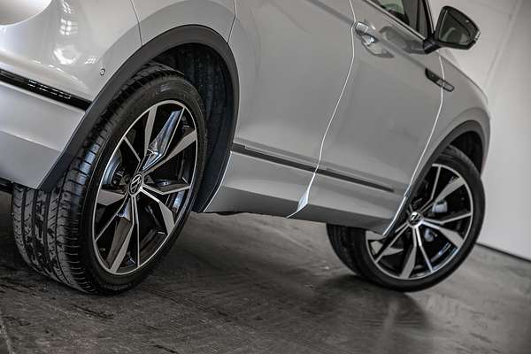 2024 Volkswagen Tiguan 162TSI R-Line 5N
