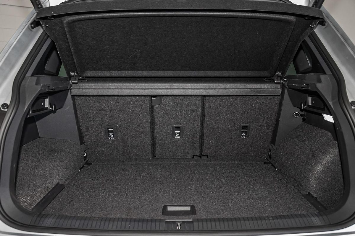 2024 Volkswagen Tiguan 162TSI R-Line 5N