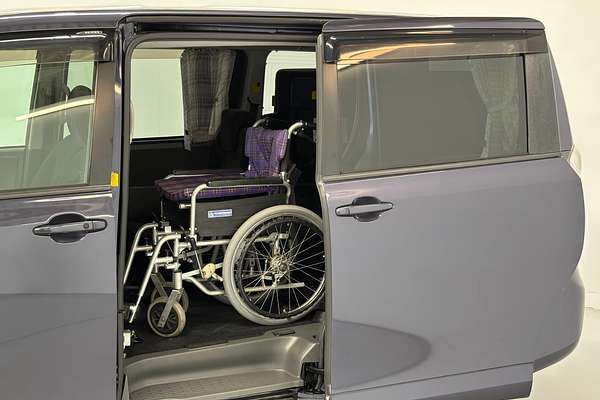 2009 Toyota VOXY WELCAB ZRR70