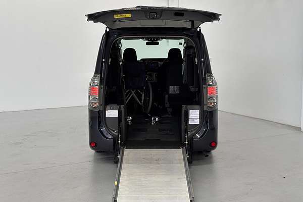 2009 Toyota VOXY WELCAB ZRR70