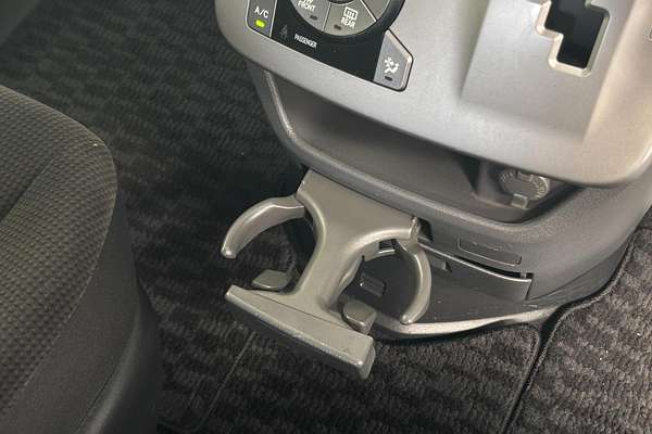 2009 Toyota Voxy Welcab (Slope Type 1)