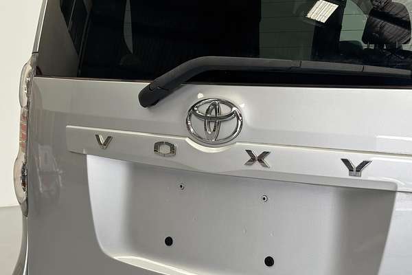 2009 Toyota Voxy Welcab (Slope Type 1)