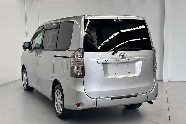 2009 Toyota Voxy Welcab (Slope Type 1)