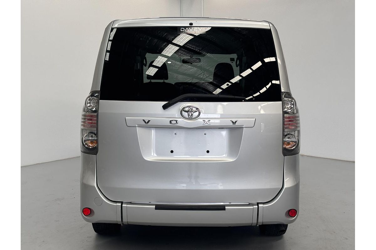 2009 Toyota Voxy Welcab (Slope Type 1)