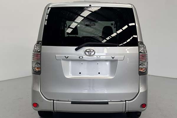2009 Toyota Voxy Welcab (Slope Type 1)