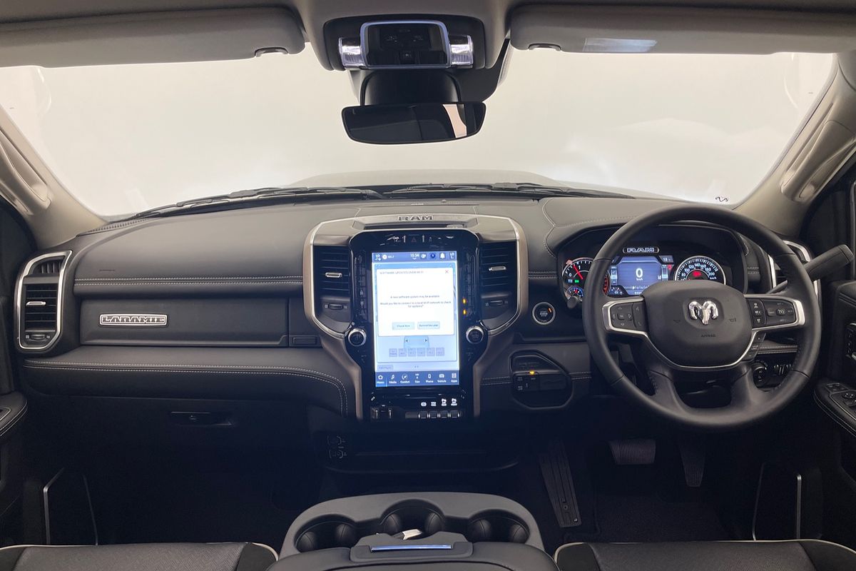 2023 RAM 2500 Laramie DJ 4X4