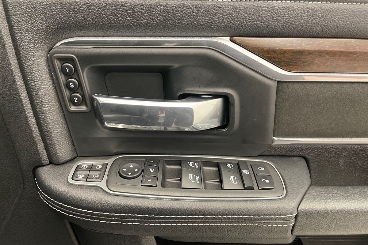 2023 RAM 2500 Laramie DJ 4X4