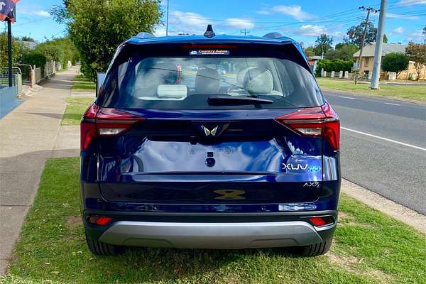 2023 Mahindra XUV700 AX7L
