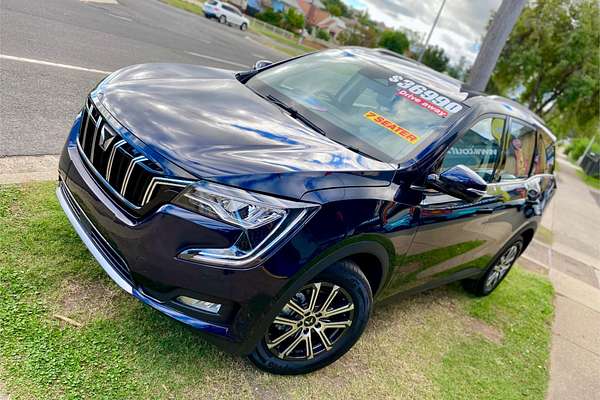2023 Mahindra XUV700 AX7L