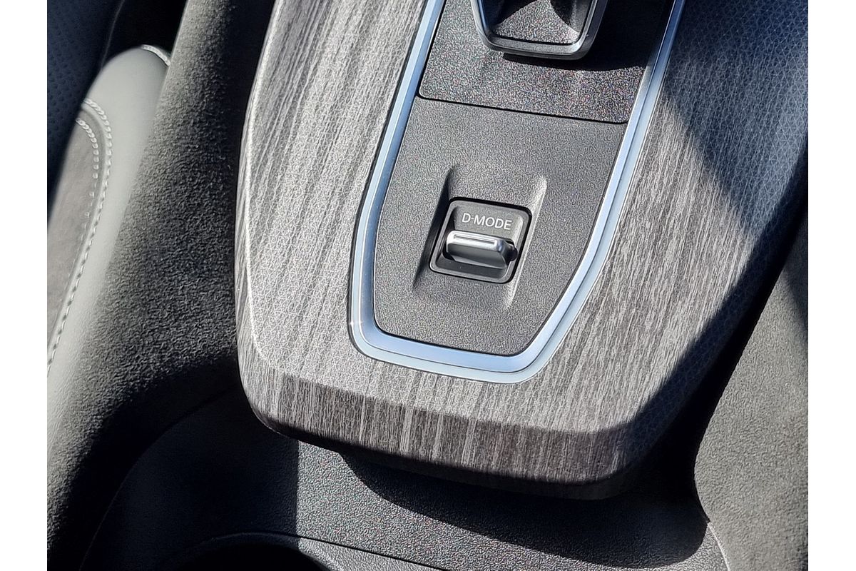 2025 Nissan QASHQAI Ti-L J12