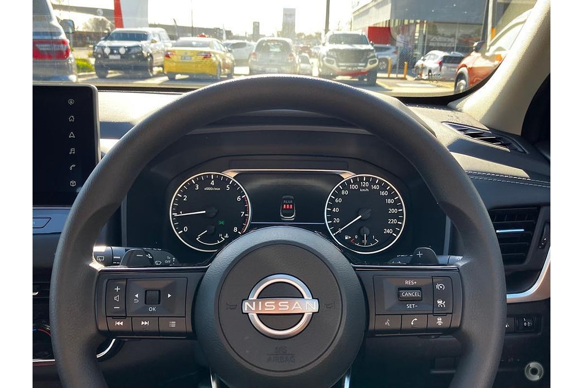 2024 Nissan QASHQAI ST+ J12