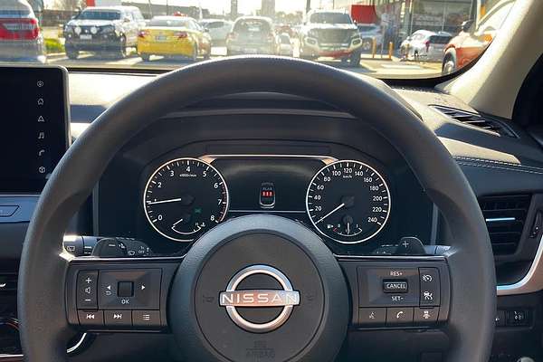 2024 Nissan QASHQAI ST+ J12