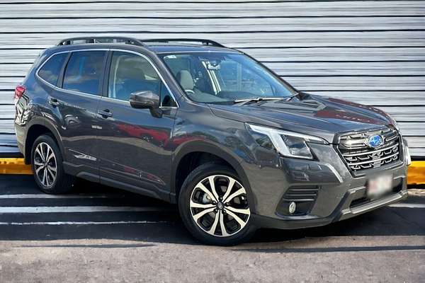 2024 Subaru Forester 2.5i Premium S5