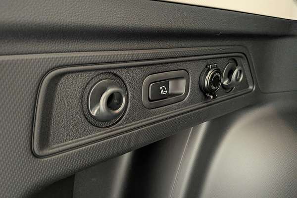 2025 Subaru Forester Hybrid L S5