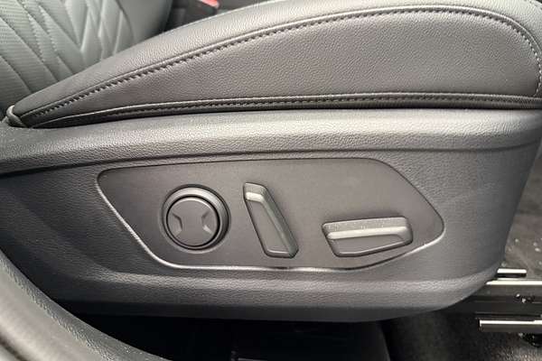 2025 Kia Sportage SX+ NQ5