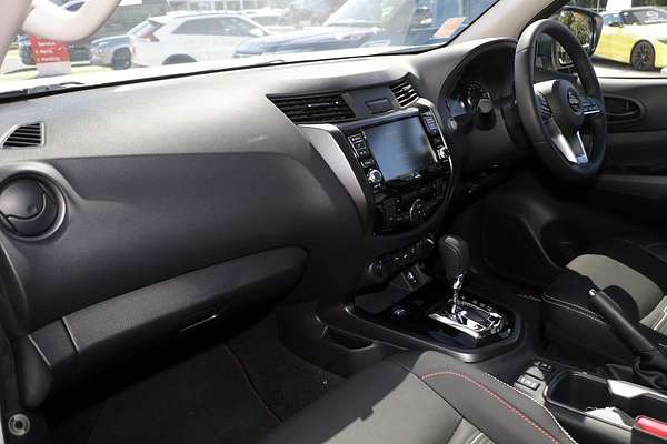 2024 Nissan Navara PRO-4X Warrior D23 4X4