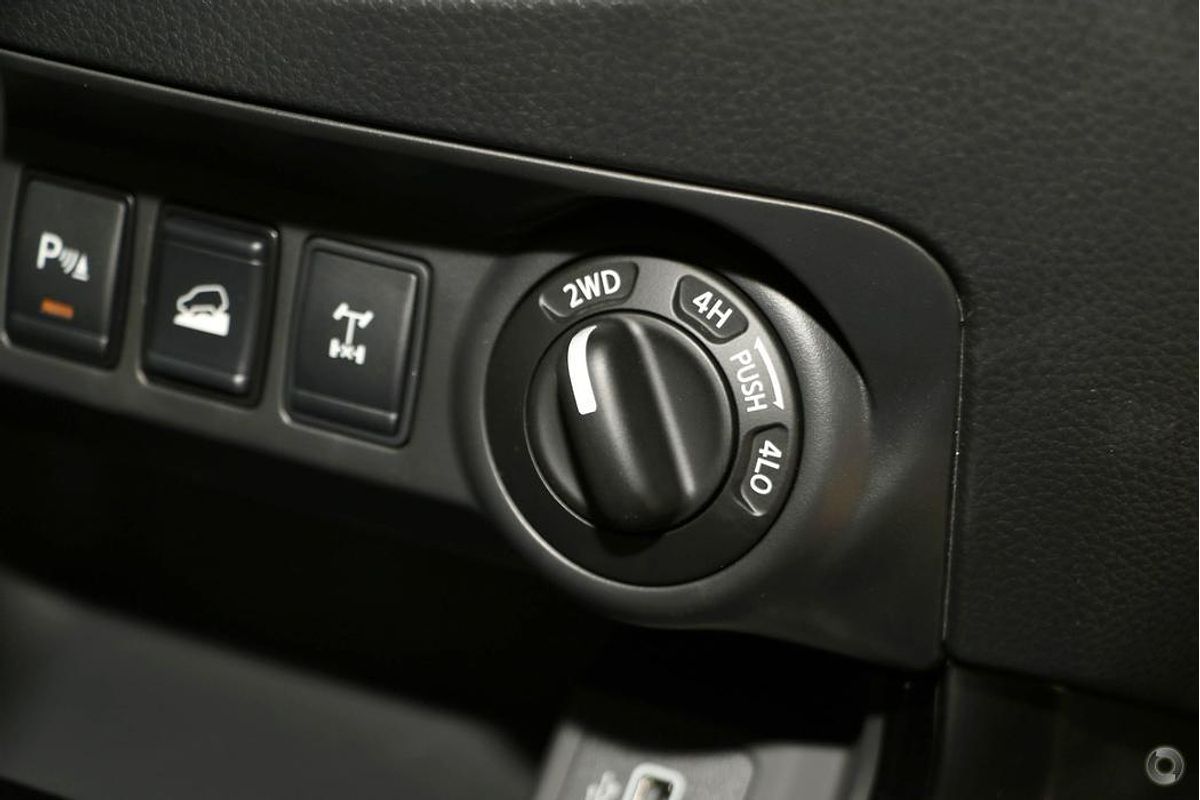 2024 Nissan Navara PRO-4X Warrior D23 4X4