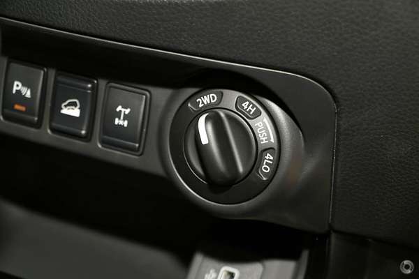 2024 Nissan Navara PRO-4X Warrior D23 4X4