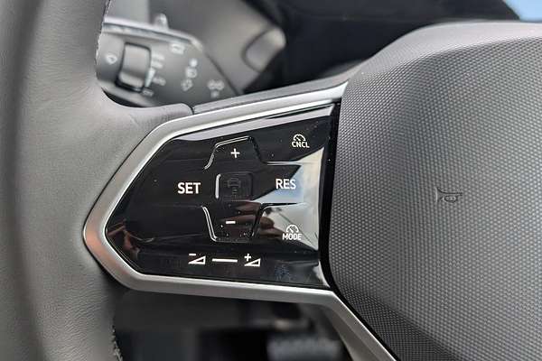 2025 Volkswagen ID. Buzz Cargo BEV550 EBN SWB