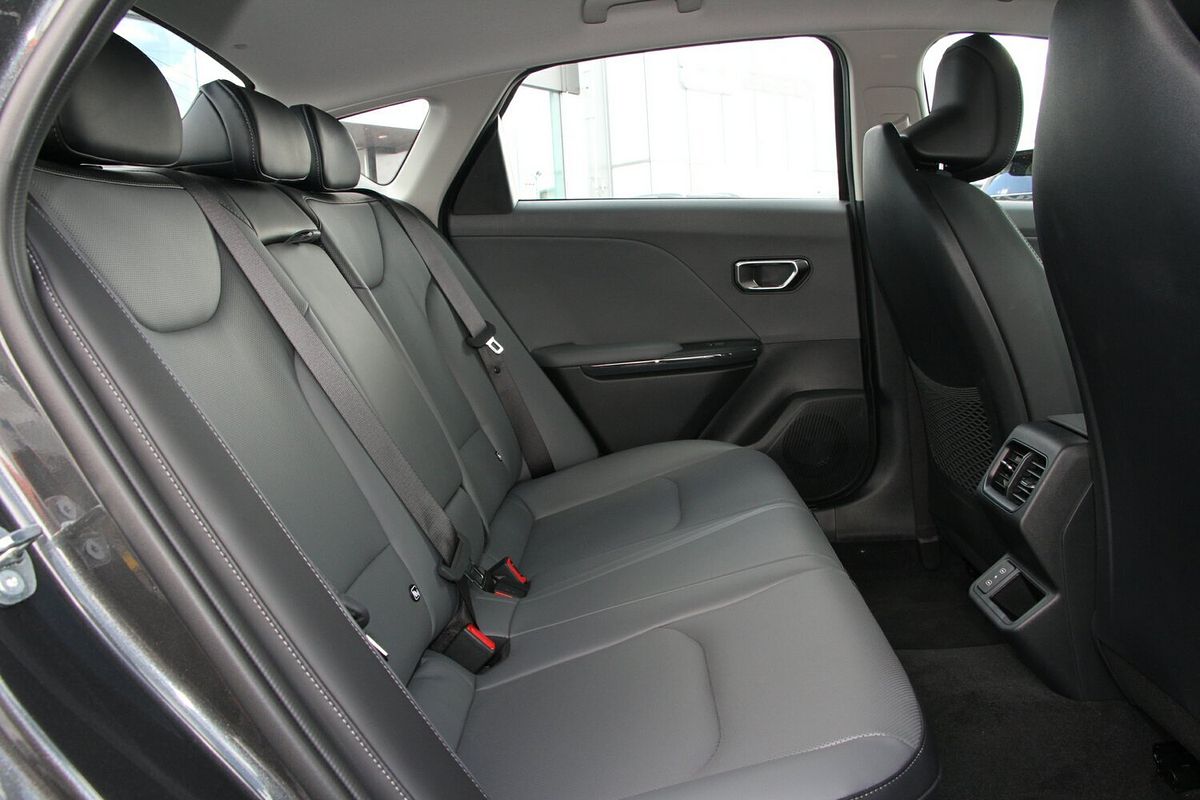 2025 Kia K4 Sport+ CL4m
