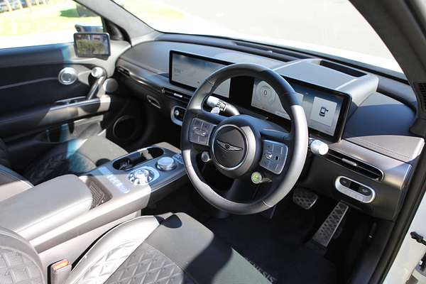 2023 Genesis GV60 Performance AWD JW.V2