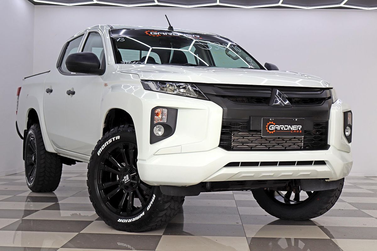 2020 Mitsubishi Triton GLX ADAS MR 4X4