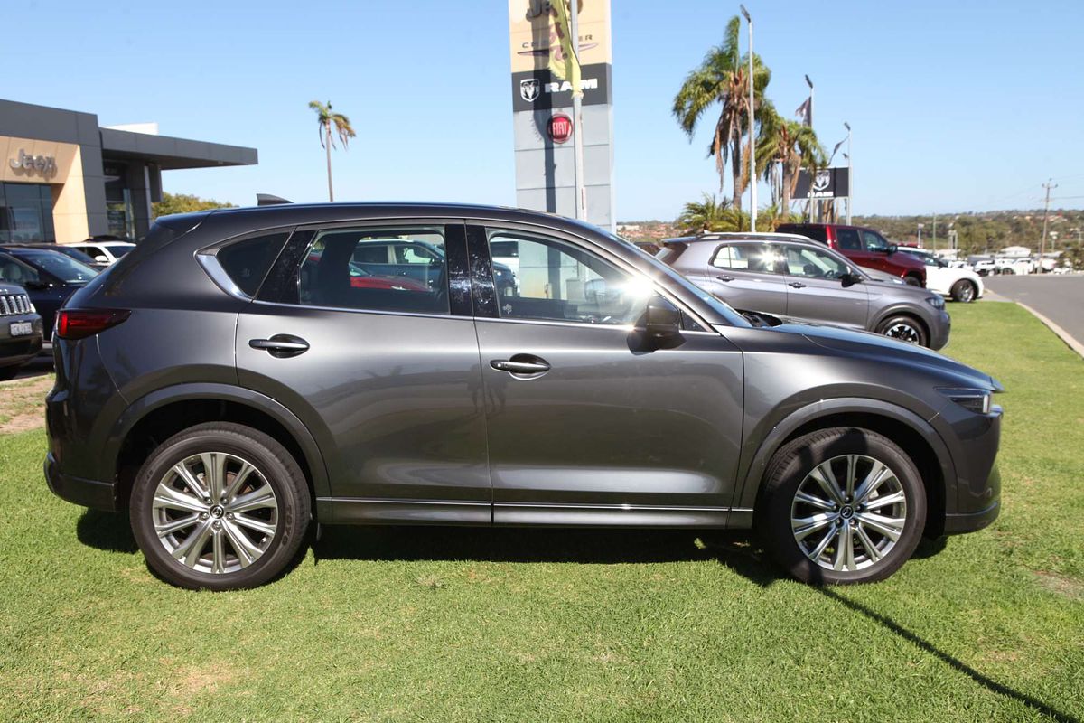 2022 Mazda CX-5 Akera KF Series