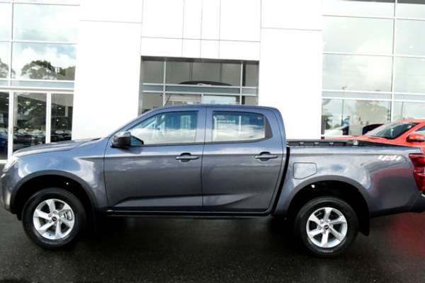 2023 Isuzu D-MAX LS-M