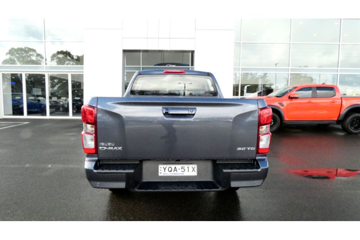 2023 Isuzu D-MAX LS-M