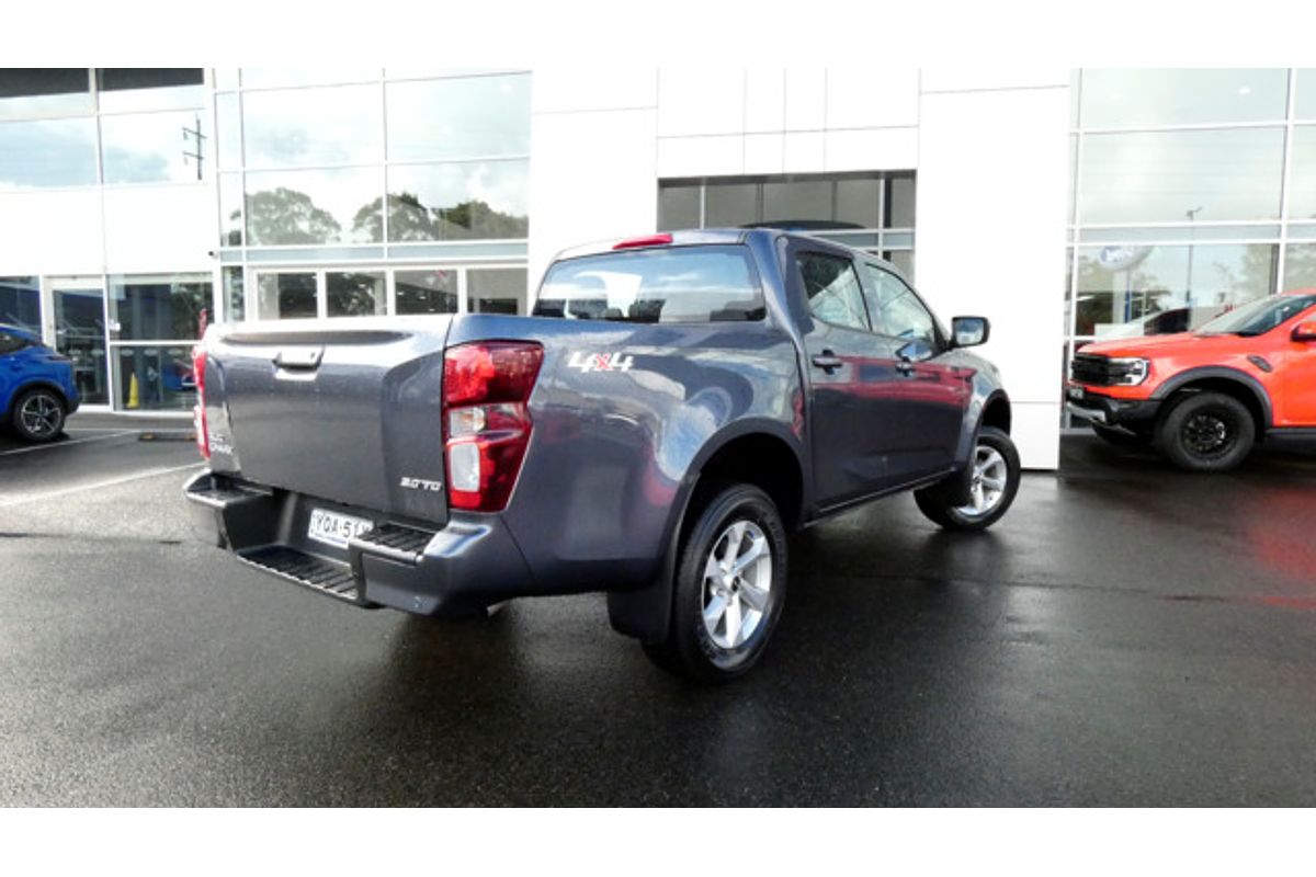 2023 Isuzu D-MAX LS-M
