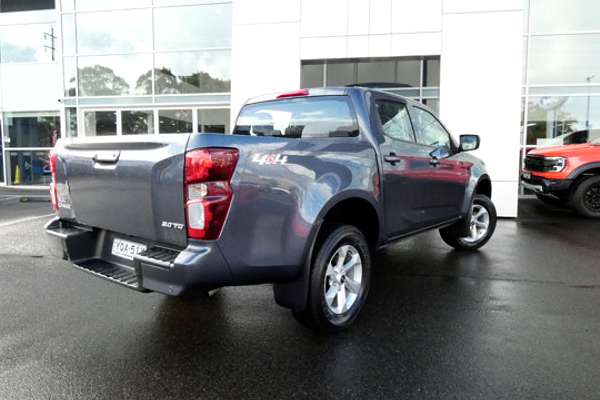 2023 Isuzu D-MAX LS-M
