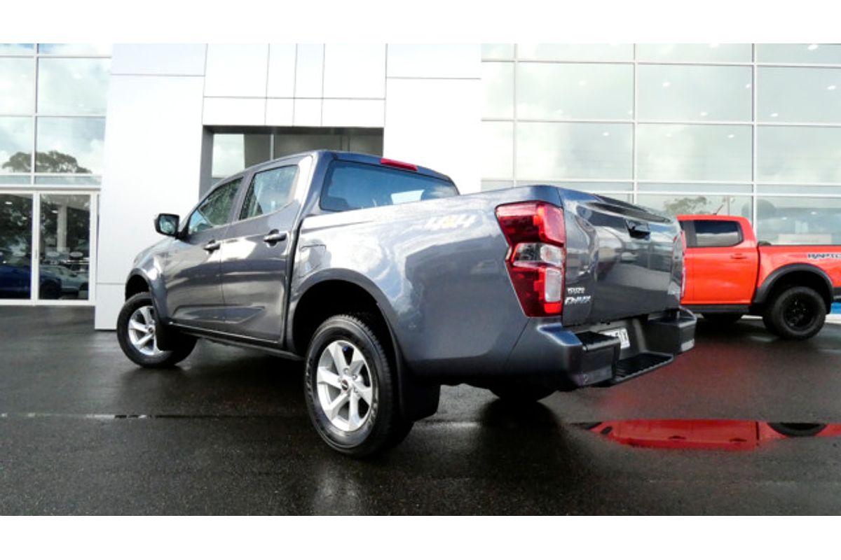 2023 Isuzu D-MAX LS-M