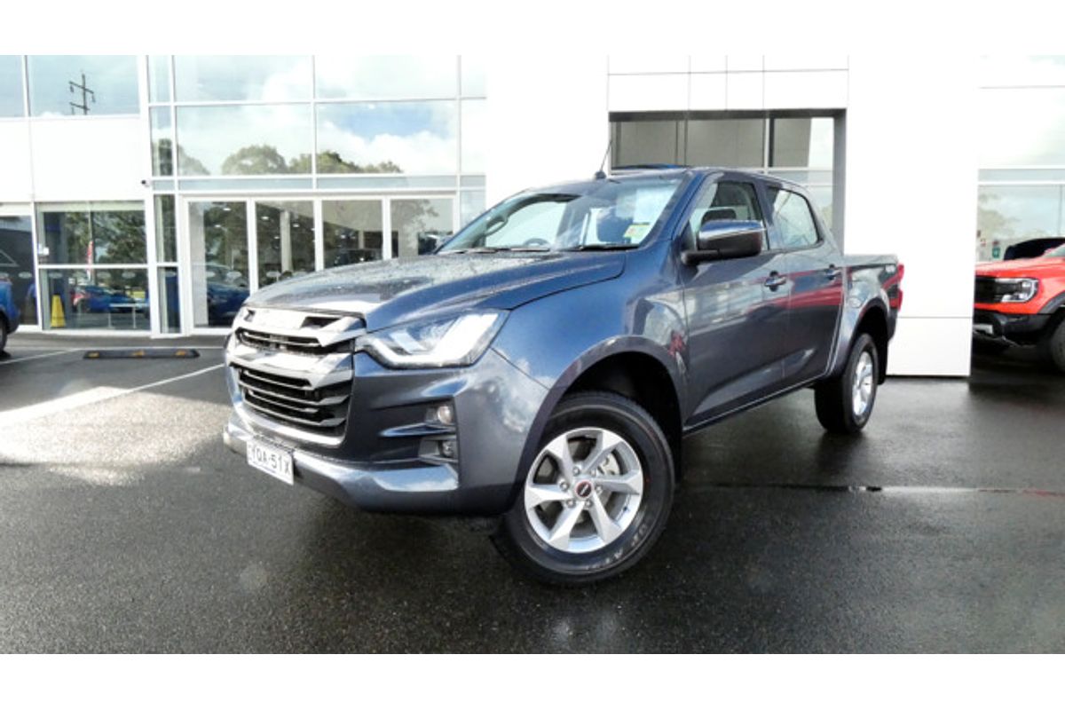 2023 Isuzu D-MAX LS-M