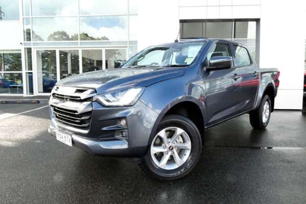 2023 Isuzu D-MAX LS-M