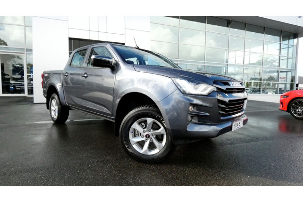2023 Isuzu D-MAX LS-M