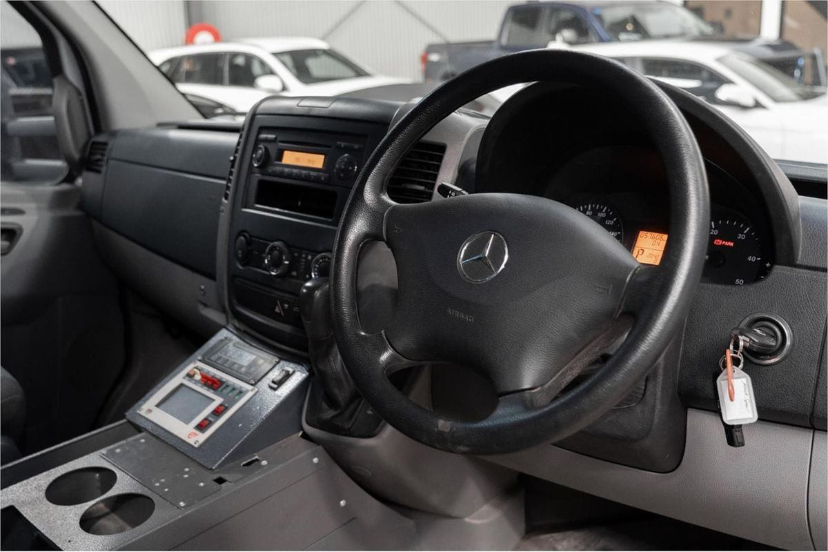 2011 Mercedes-Benz Sprinter 519CDI NCV3 Rear Wheel Drive LWB