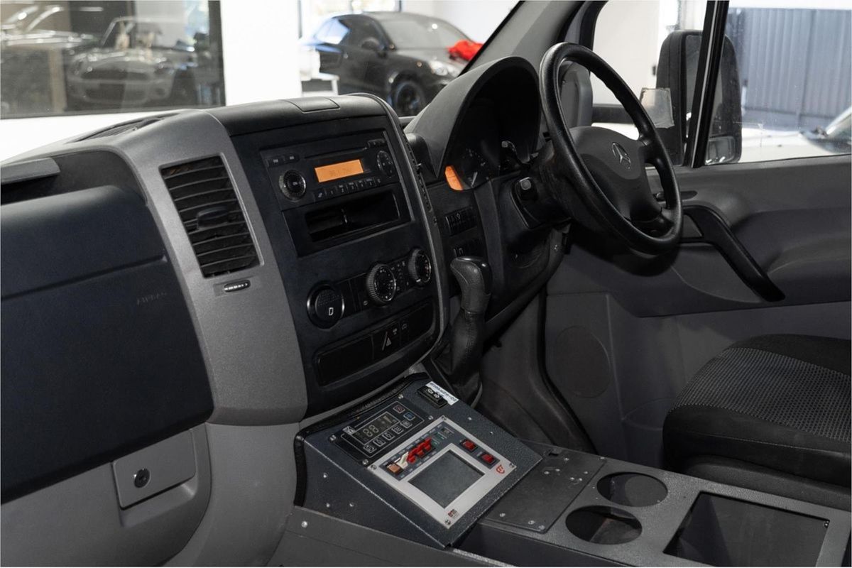 2011 Mercedes-Benz Sprinter 519CDI NCV3 Rear Wheel Drive LWB