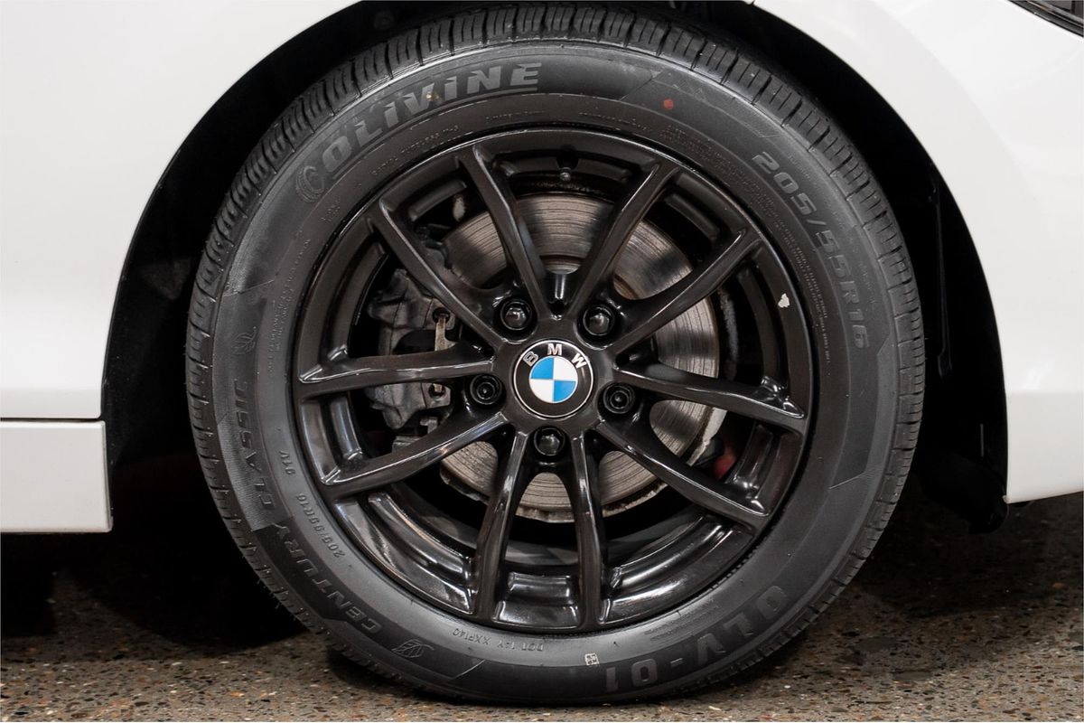 2013 BMW 1 Series 116i F20