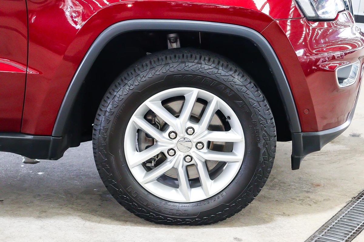 2019 Jeep Grand Cherokee Laredo WK