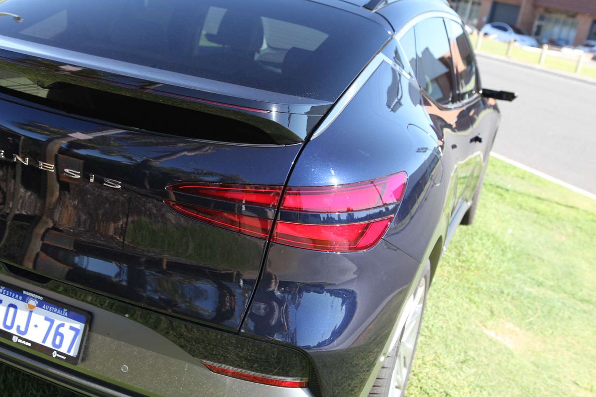 2023 Genesis GV60 AWD JW.V2