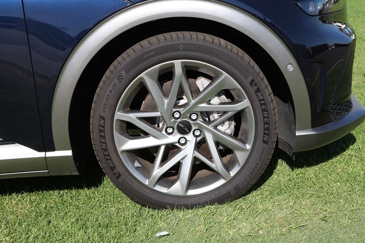 2023 Genesis GV60 AWD JW.V2