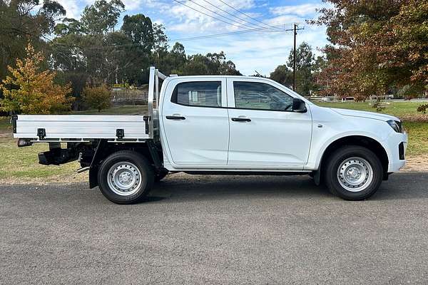 2024 Isuzu D-MAX SX High Ride Rear Wheel Drive