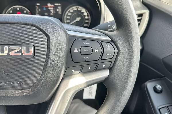 2024 Isuzu D-MAX SX High Ride Rear Wheel Drive