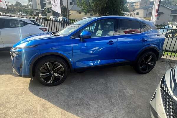 2025 Nissan QASHQAI Ti J12