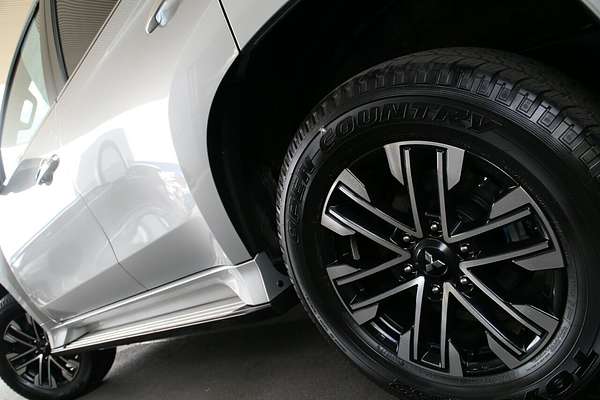 2023 Mitsubishi Pajero Sport GLS QF
